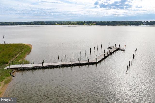 23401 HAWKINS DR, Aquasco, MD 20608