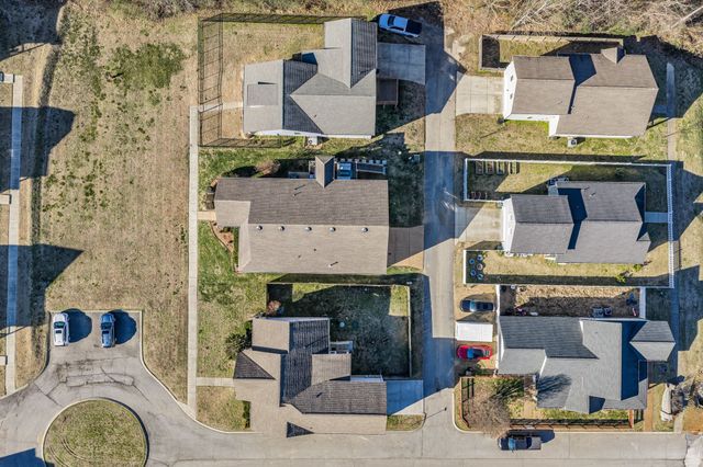111 Ellersly Way, Kingston Springs, TN 37082