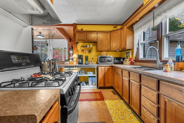 623 W Milroy Avenue, Rensselaer, IN 47978