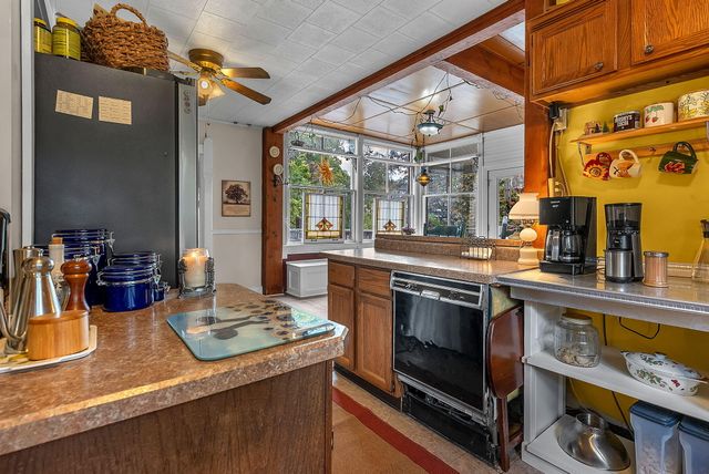 623 W Milroy Avenue, Rensselaer, IN 47978