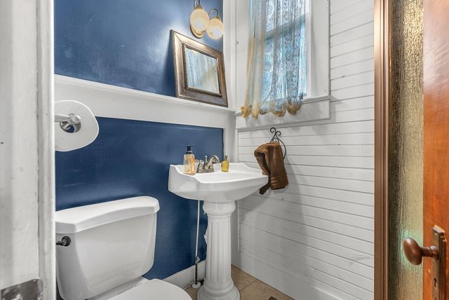 623 W Milroy Avenue, Rensselaer, IN 47978