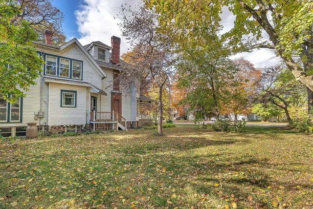 623 W Milroy Avenue, Rensselaer, IN 47978