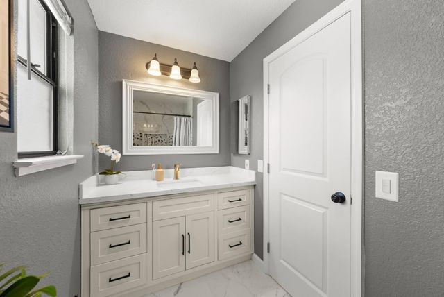 5274 Sunny Orchard Lane, San Jose, CA 95135