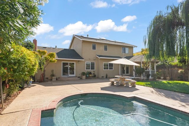 5274 Sunny Orchard Lane, San Jose, CA 95135