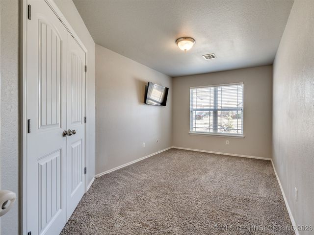 13318 S 21st Court, Bixby, OK 74008