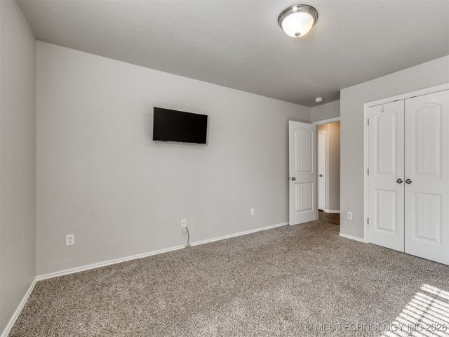 13318 S 21st Court, Bixby, OK 74008