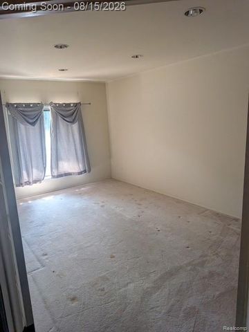 35209 Cathedral Drive, Sterling Heights, MI 48312