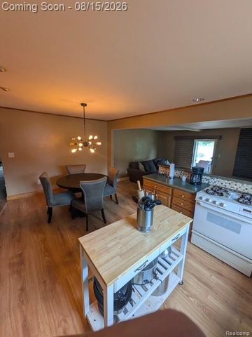35209 Cathedral Drive, Sterling Heights, MI 48312