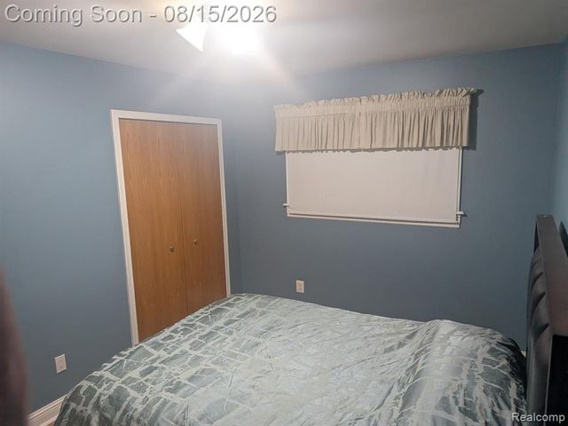 35209 Cathedral Drive, Sterling Heights, MI 48312