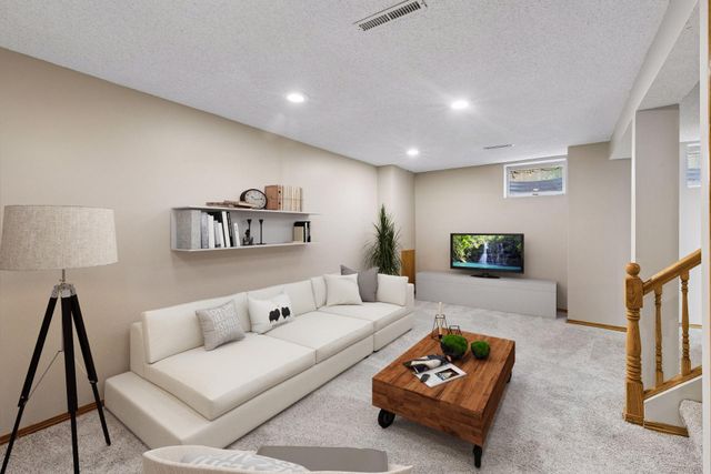 11800 Magnolia Street NW, Coon Rapids, MN 55448