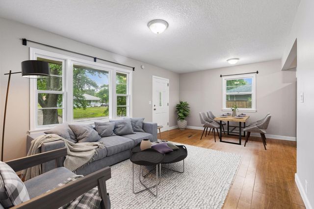 11800 Magnolia Street NW, Coon Rapids, MN 55448