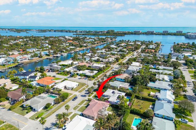 151 Duke Drive, Lake Worth Beach, FL 33460