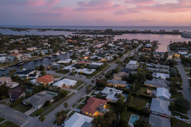 151 Duke Drive, Lake Worth Beach, FL 33460