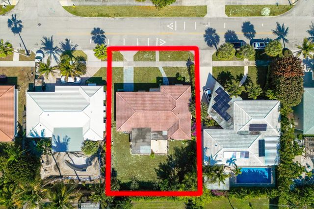 151 Duke Drive, Lake Worth Beach, FL 33460