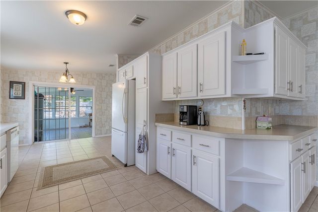 835 Vireo Drive, Barefoot Bay, FL 32976