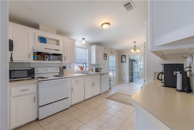 835 Vireo Drive, Barefoot Bay, FL 32976