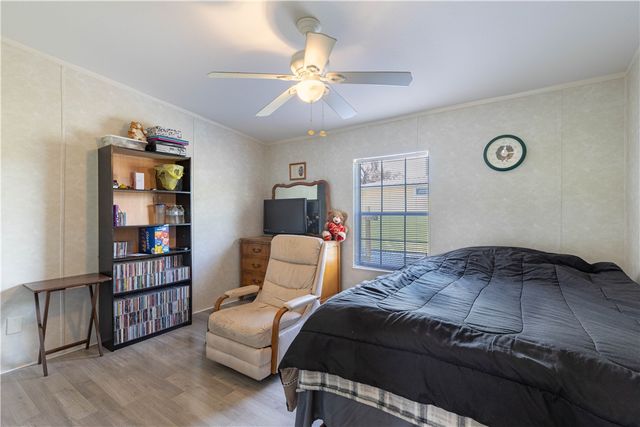 835 Vireo Drive, Barefoot Bay, FL 32976