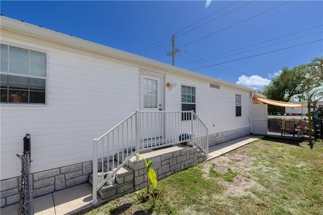 835 Vireo Drive, Barefoot Bay, FL 32976