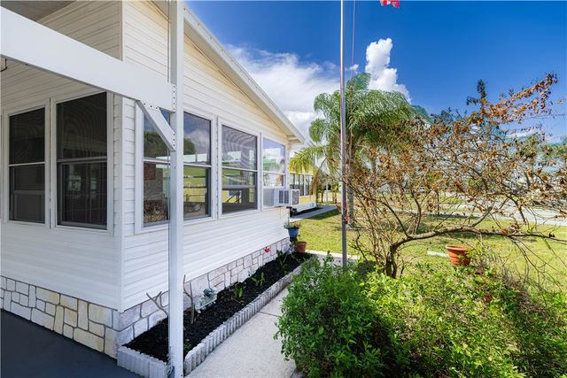 835 Vireo Drive, Barefoot Bay, FL 32976