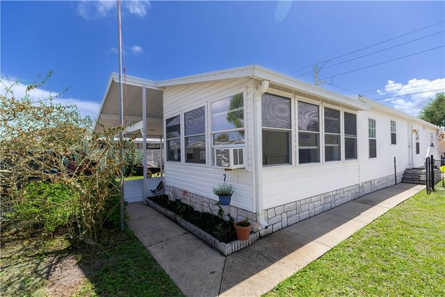 835 Vireo Drive, Barefoot Bay, FL 32976