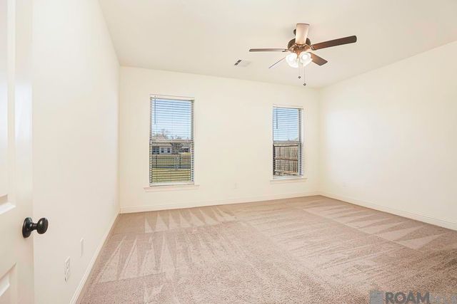 39225 Blue Heron Ct, Prairieville, LA 70769