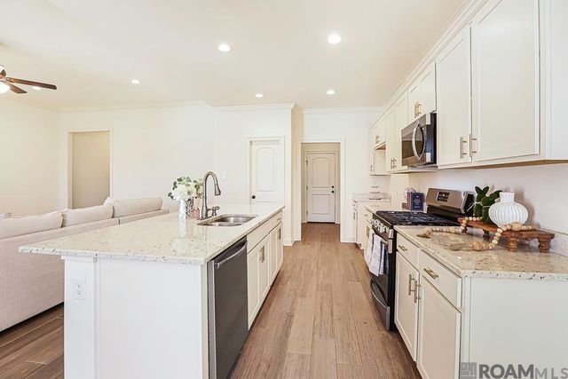 39225 Blue Heron Ct, Prairieville, LA 70769