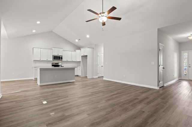 2573 Old Charleston Rd., Georgetown, SC 29440