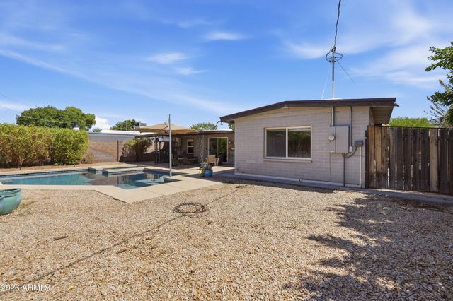 4846 E Fairmount Avenue, Phoenix, AZ 85018