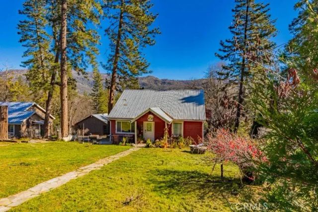 32827 Road 222, North Fork, CA 93643