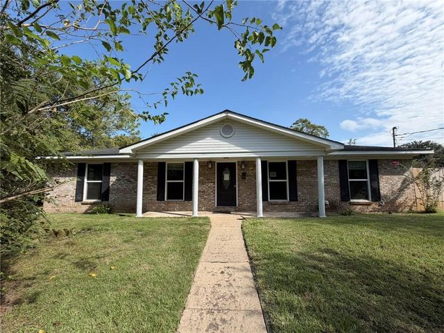 512 5th Avenue, Chickasaw, AL 36611