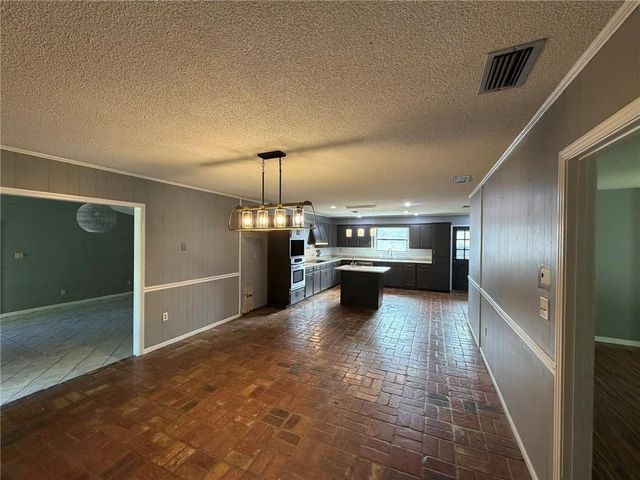 512 5th Avenue, Chickasaw, AL 36611