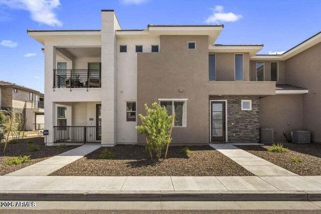 2121 W SONORAN DESERT Drive 123, Phoenix, AZ 85085