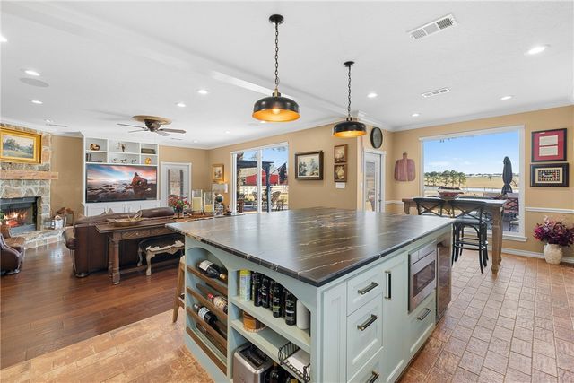 3151 Running River Lane, Washington, TX 77880