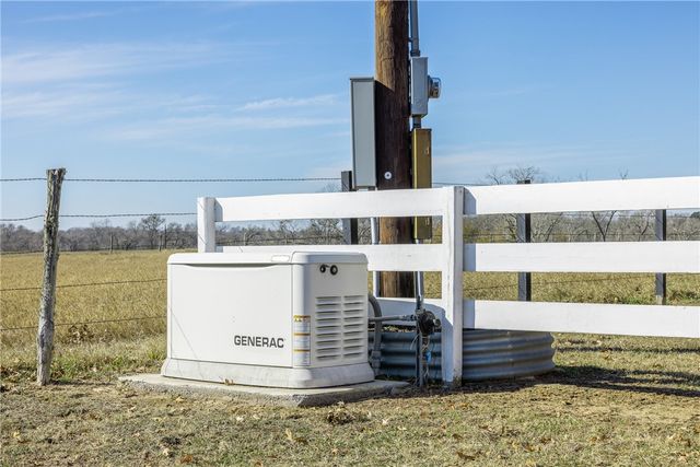 3151 Running River Lane, Washington, TX 77880