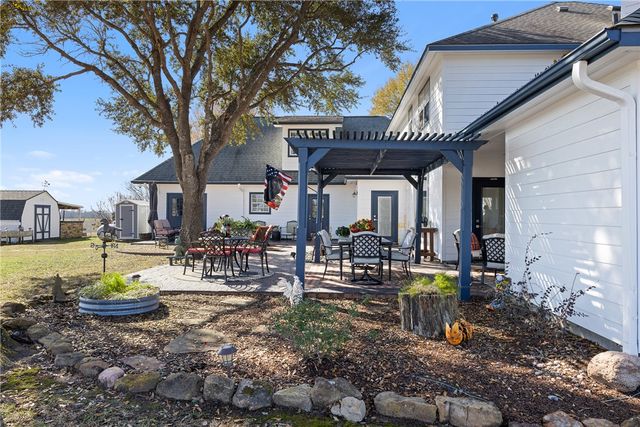 3151 Running River Lane, Washington, TX 77880