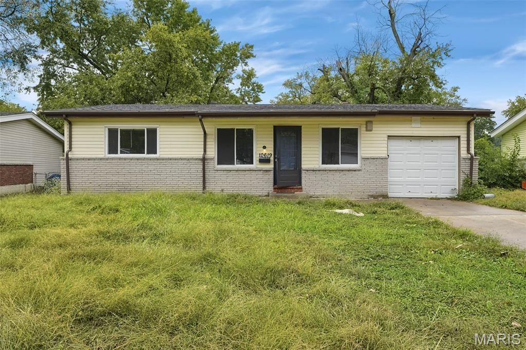 10619 Landseer Drive, Jennings, MO 63136