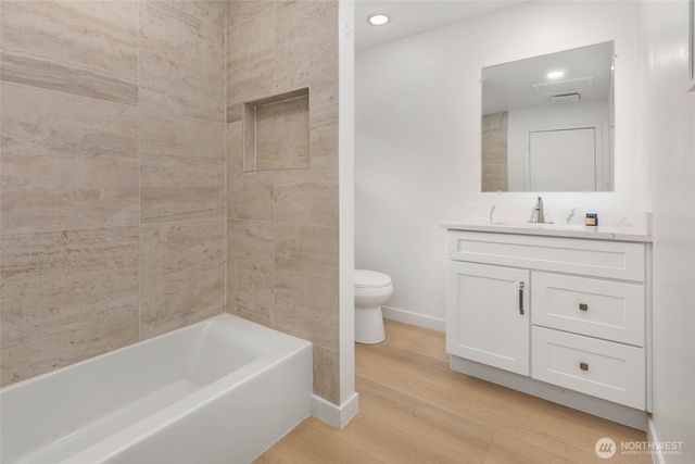 18621 NE 183rd Street, Woodinville, WA 98077