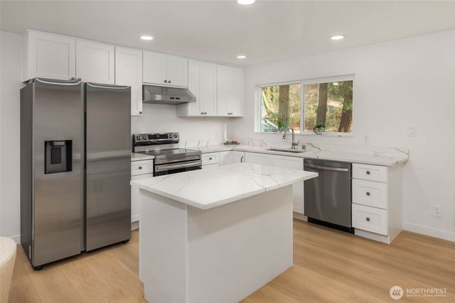 18621 NE 183rd Street, Woodinville, WA 98077