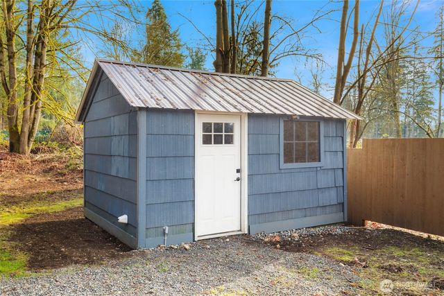 18621 NE 183rd Street, Woodinville, WA 98077