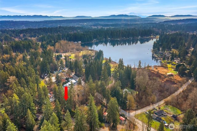 18621 NE 183rd Street, Woodinville, WA 98077