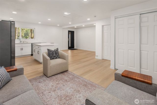 18621 NE 183rd Street, Woodinville, WA 98077