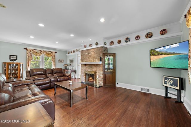 21 Westra Street, Interlaken, NJ 07712