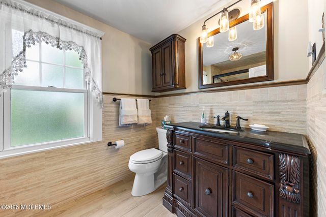 21 Westra Street, Interlaken, NJ 07712