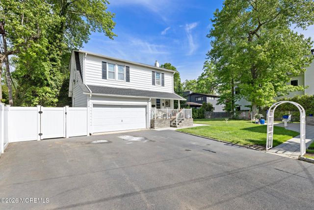 21 Westra Street, Interlaken, NJ 07712