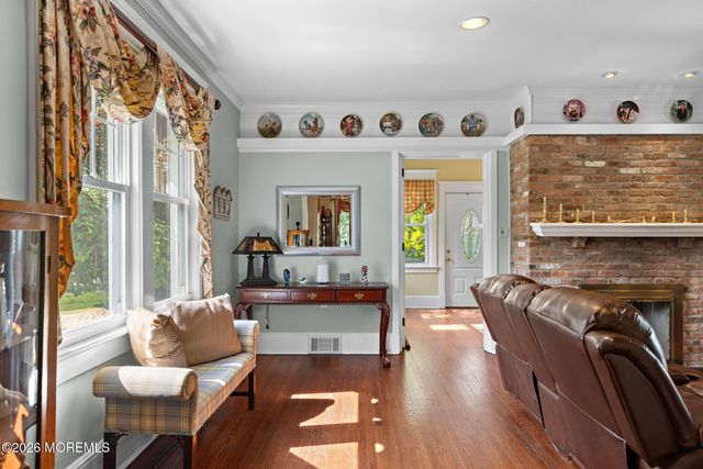 21 Westra Street, Interlaken, NJ 07712