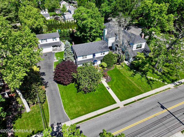 21 Westra Street, Interlaken, NJ 07712