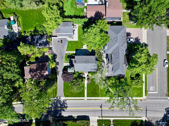 21 Westra Street, Interlaken, NJ 07712