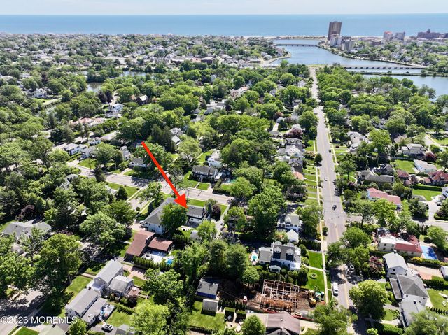21 Westra Street, Interlaken, NJ 07712