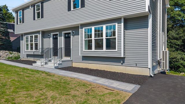 93 Brown St B, Leicester, MA 01611
