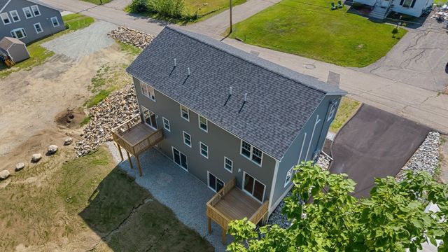93 Brown St B, Leicester, MA 01611